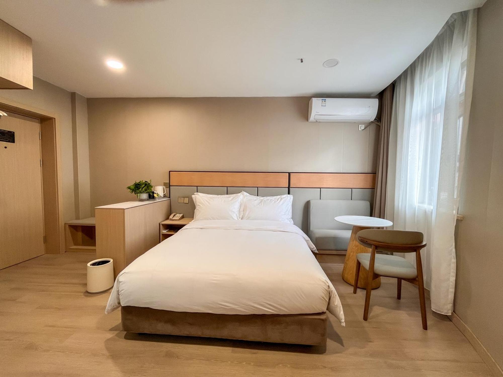 Shanghai Joyful Star Hotel-Free Shuttle Bus To Pudong Airport And Disneyland Extérieur photo
