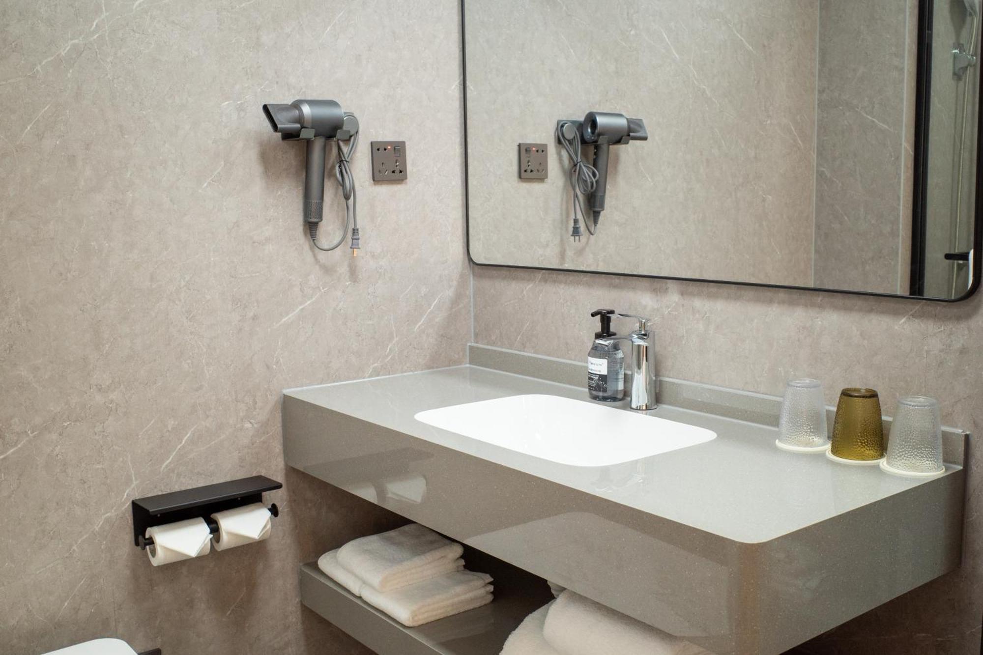 Shanghai Joyful Star Hotel-Free Shuttle Bus To Pudong Airport And Disneyland Extérieur photo